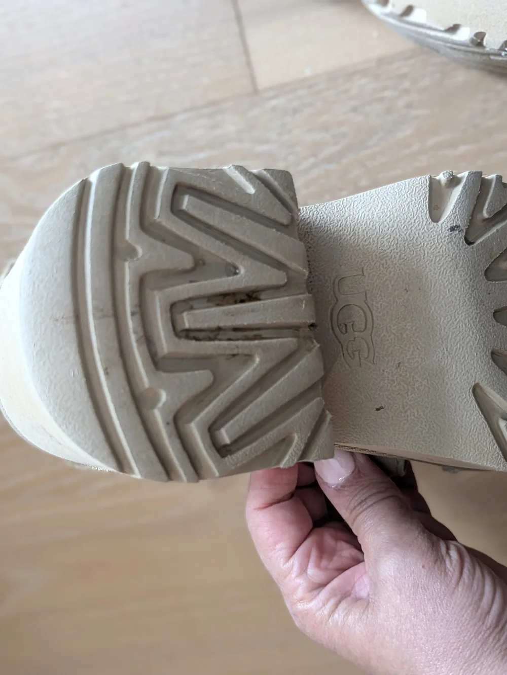 UGG Women’s Tan Suede Platform Sandals - Picture 6 of 13